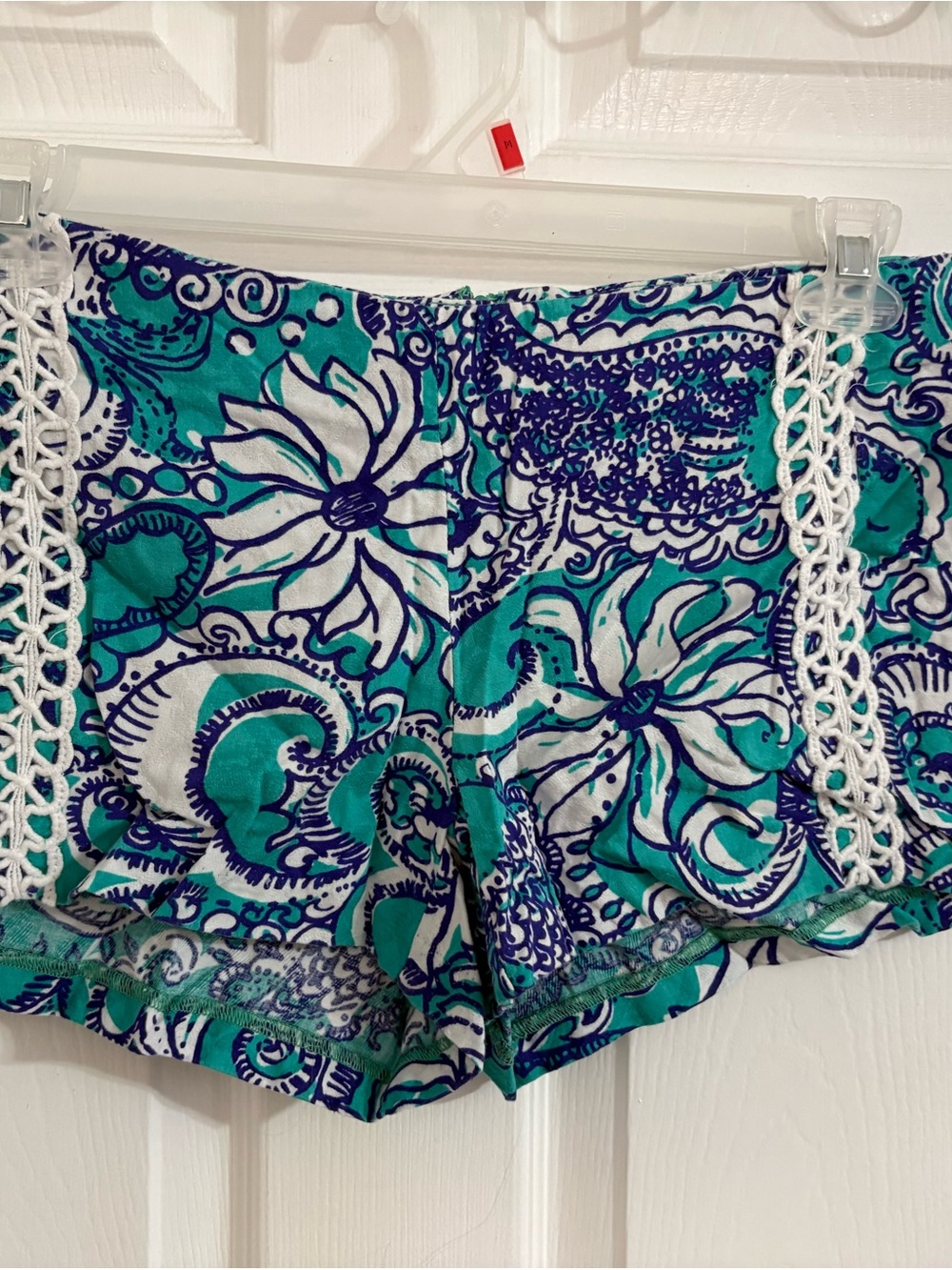 Lilly Pulitzer Liza Shorts in "Montauk Sea Foam Green" Print Size (6)